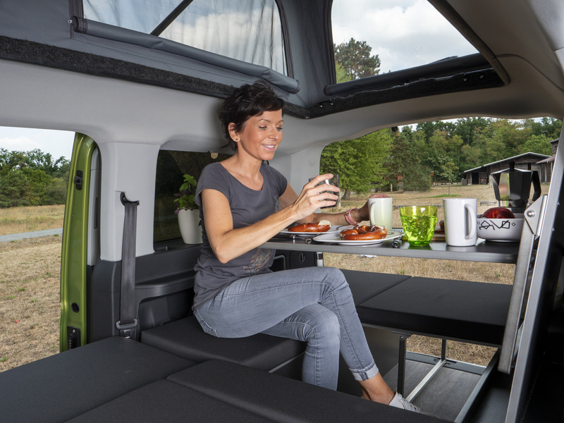 VW CA5 L2 Camp Masa Bağlantısı - 2