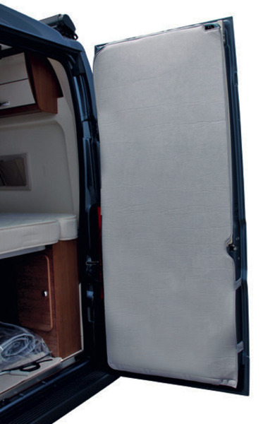 Ducato H3 Arka Kapı İzolasyonu - 2
