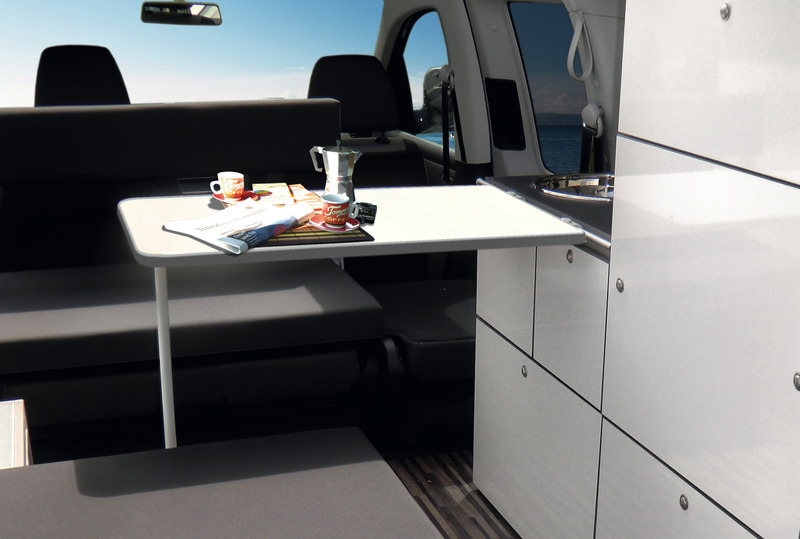 VW Caddy Uzun Şasi Weekender Masa Bağlantısı
