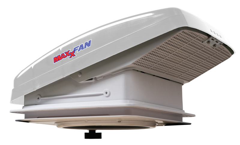 MaxxFan Deluxe Compact