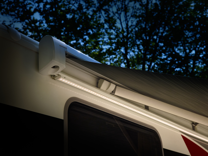 LED Şerit 5m Kendinden Yapışkanlı 12V