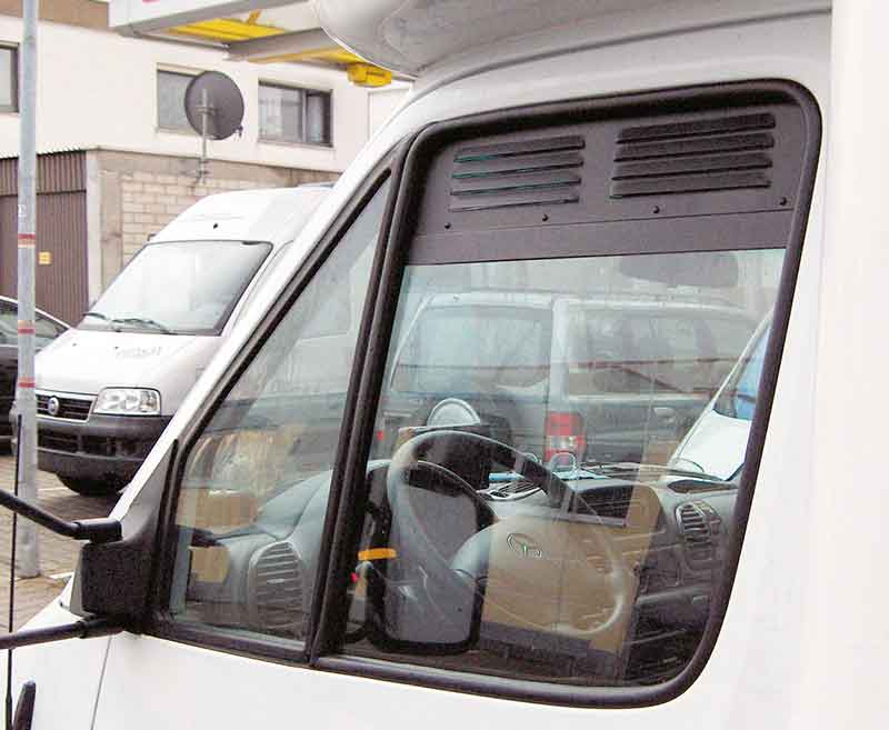 VW Crafter Havalandırma ızgarası